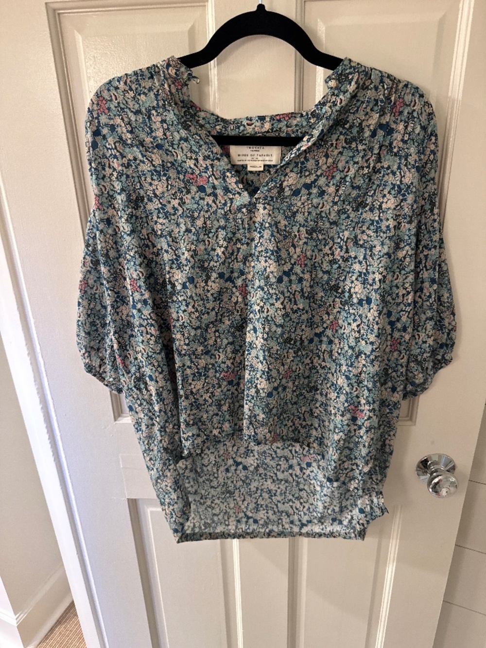 Trovata Birds of Paradis Blue Floral Print Puff Sleeve Blouse Medium